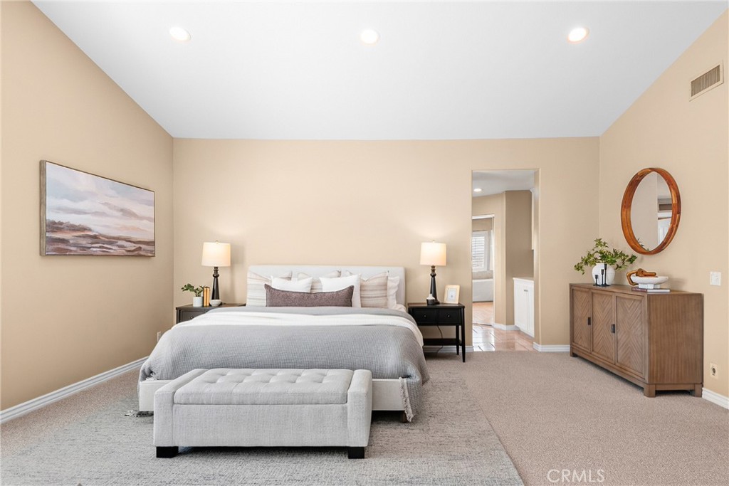 22594 Hidden Hills