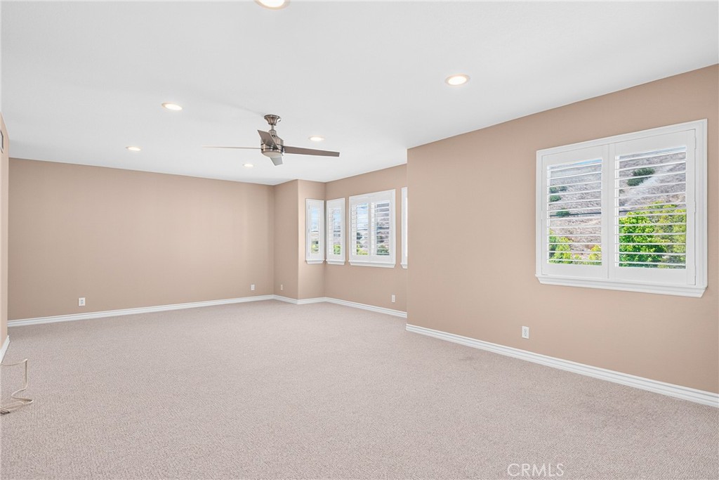 22594 Hidden Hills