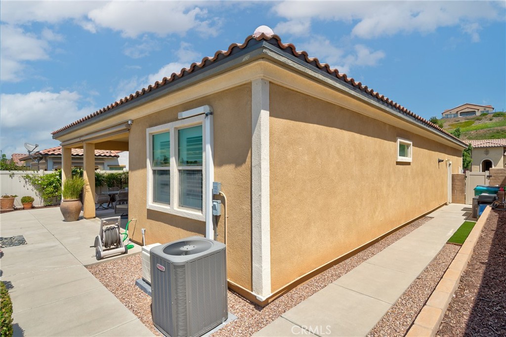 24325 Overlook