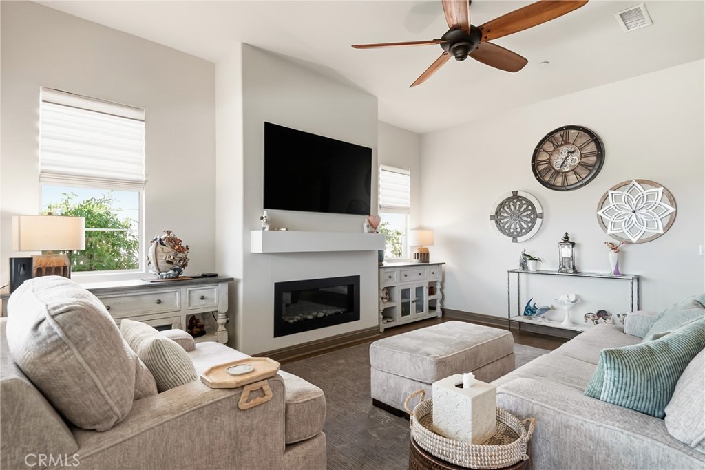 24325 Overlook