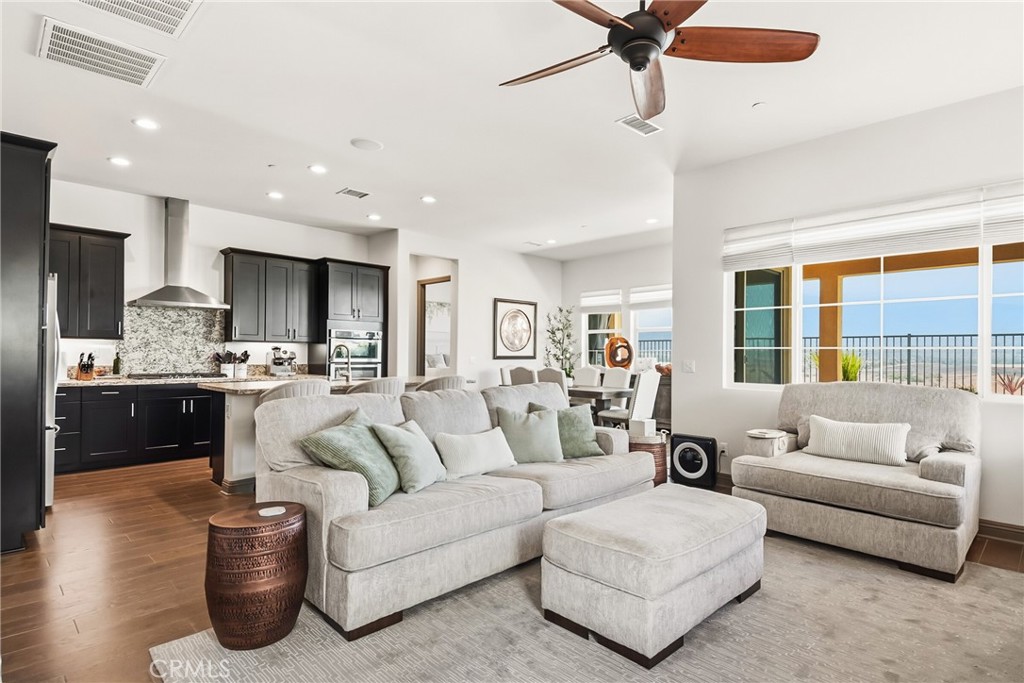 24325 Overlook
