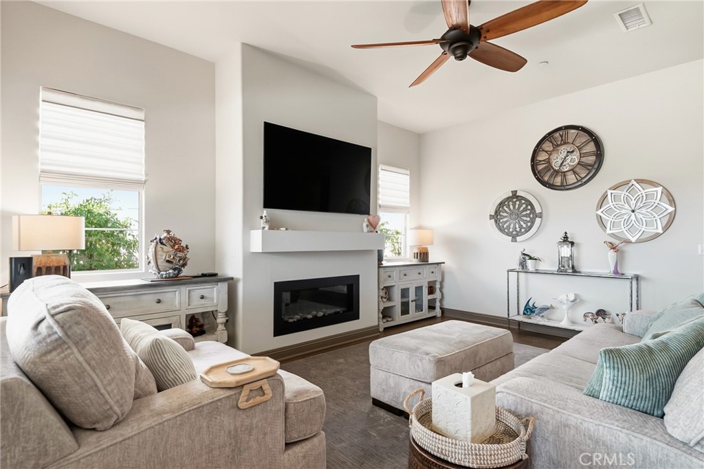 24325 Overlook