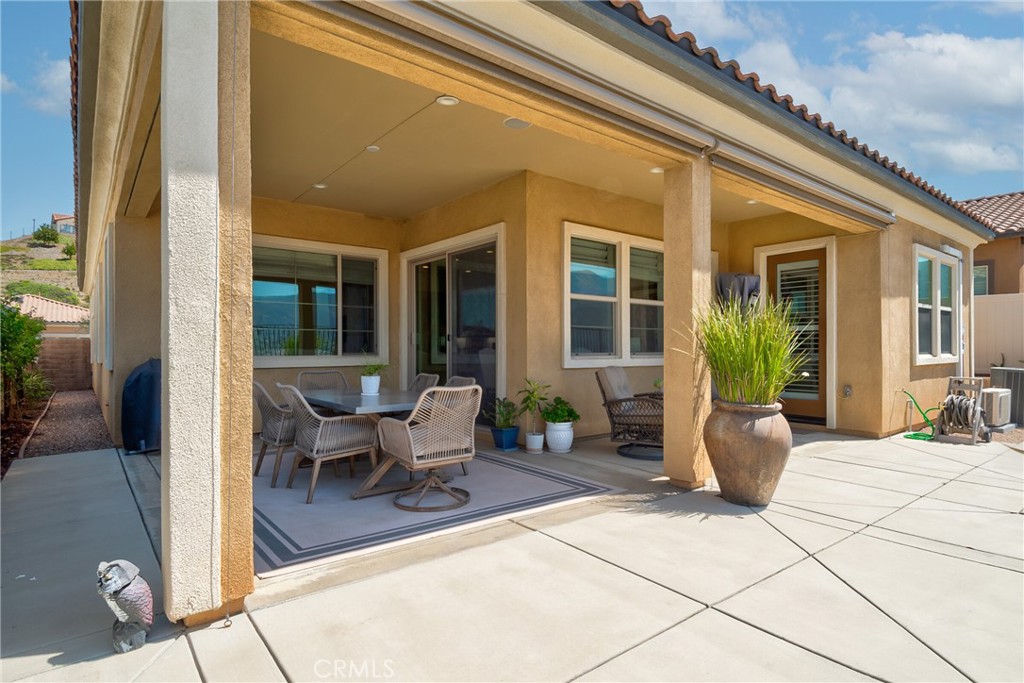 24325 Overlook