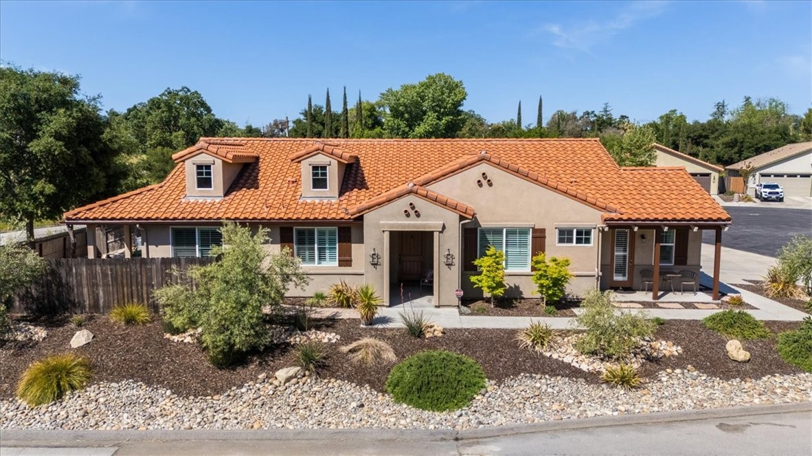 8670 Erika Ct