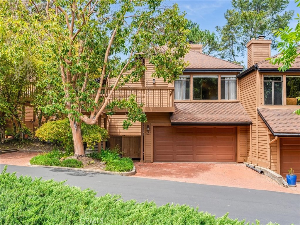 672 Serrano Drive 7