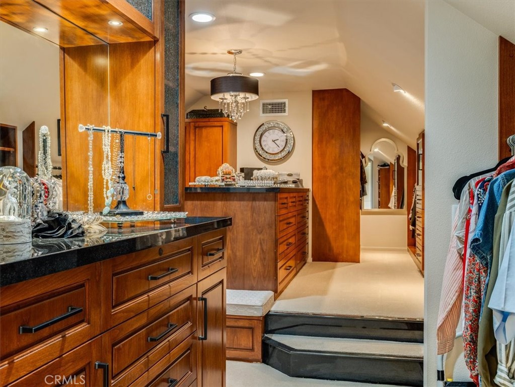 1504 Tiffany Ranch RD