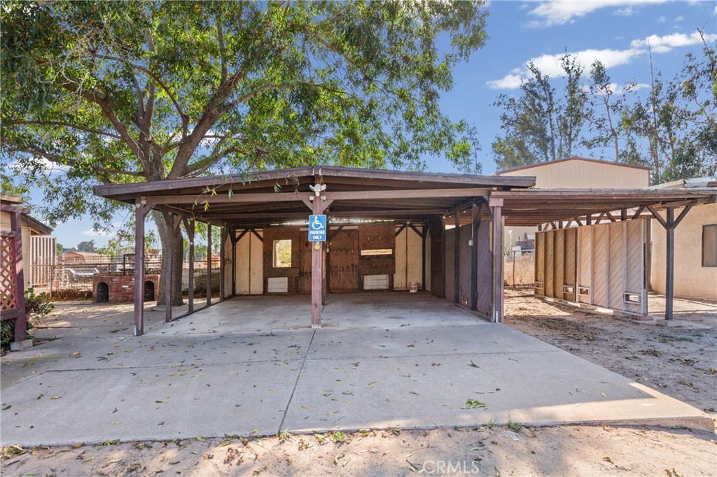735 Orchard Road