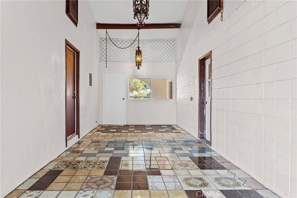 735 Orchard Road