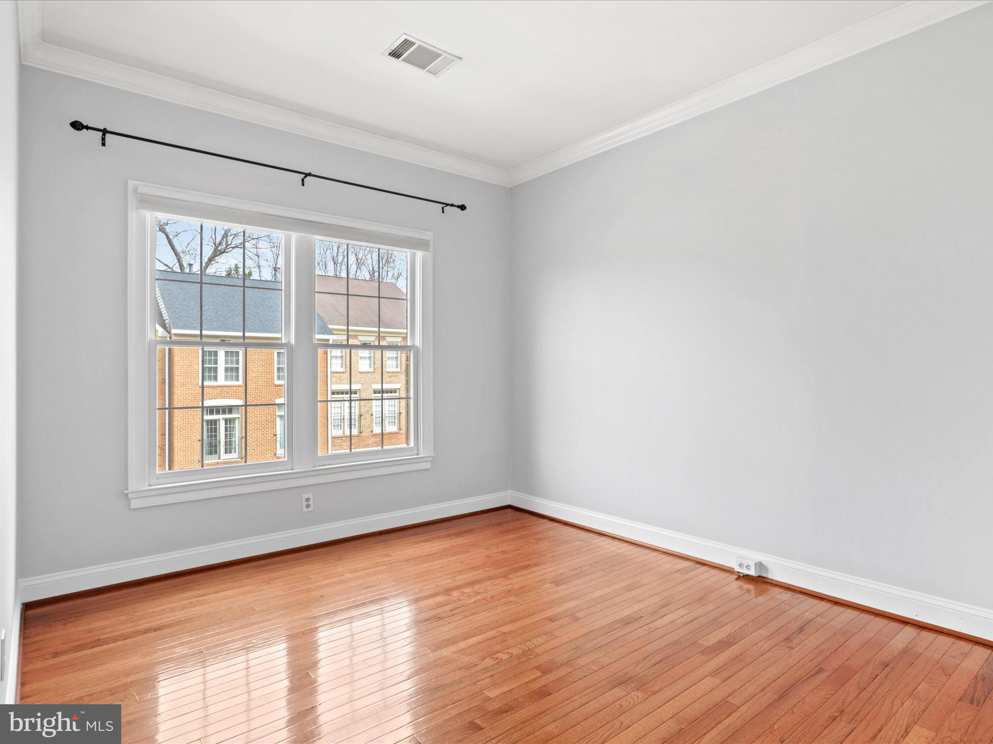 11409 SUMMER HOUSE COURT