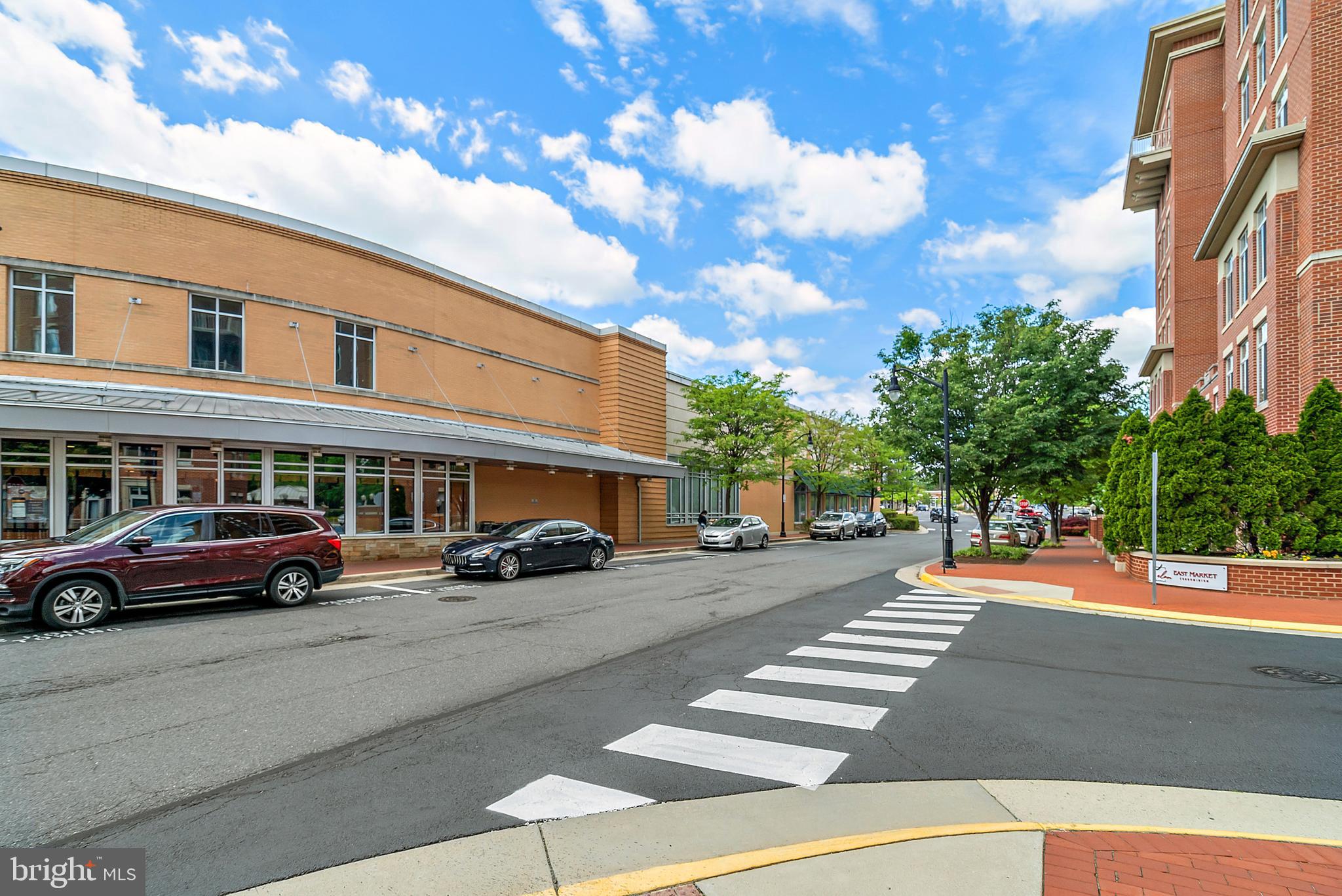 4490 MARKET COMMONS DRIVE 701