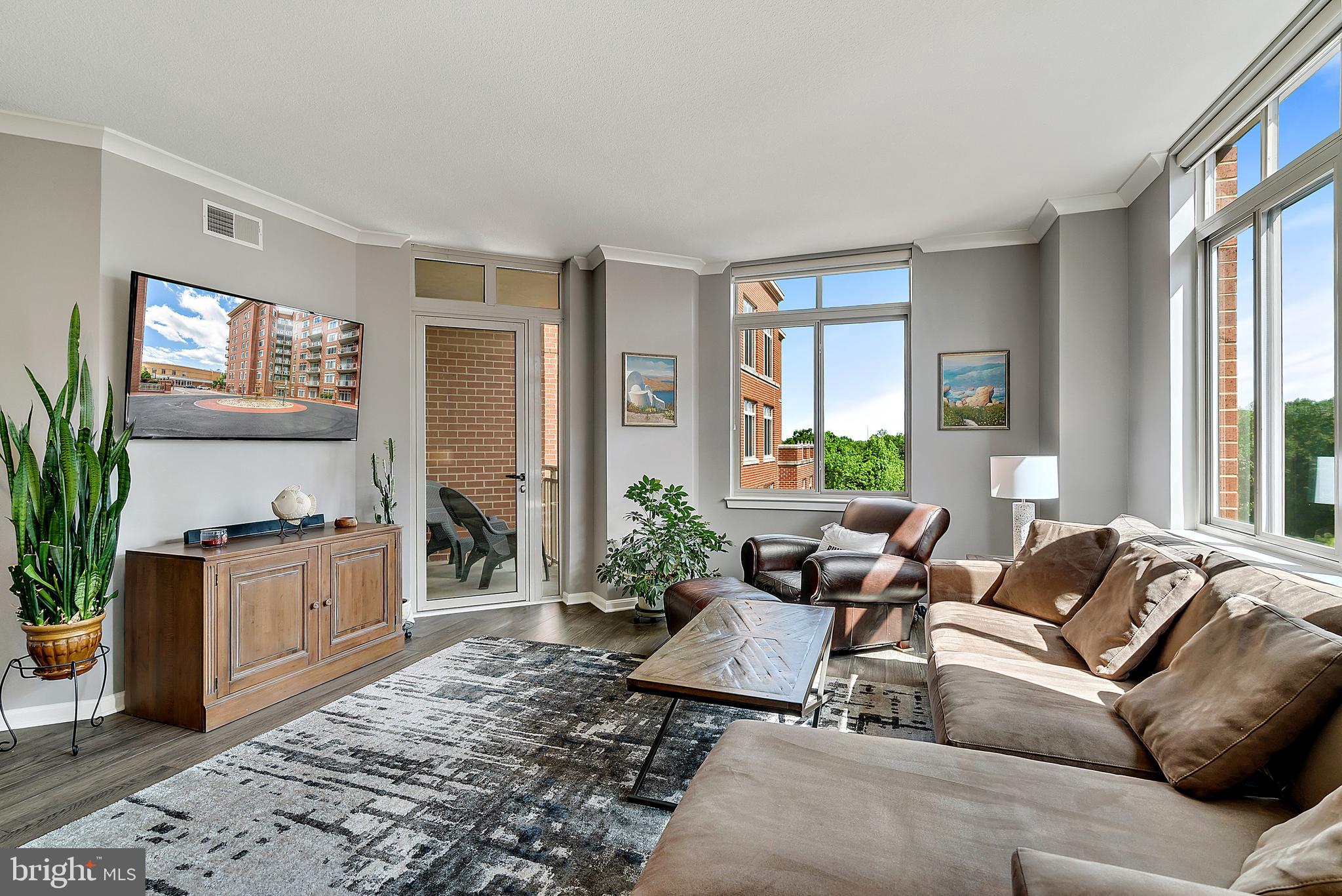 4490 MARKET COMMONS DRIVE 701