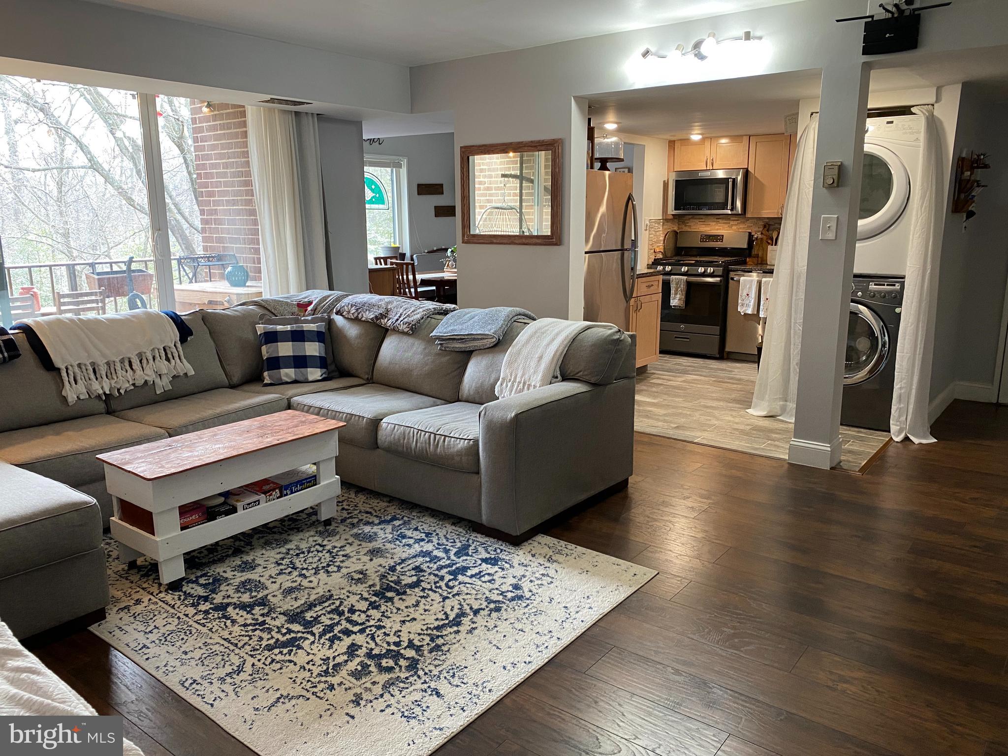 1405 NORTHGATE SQUARE 21C