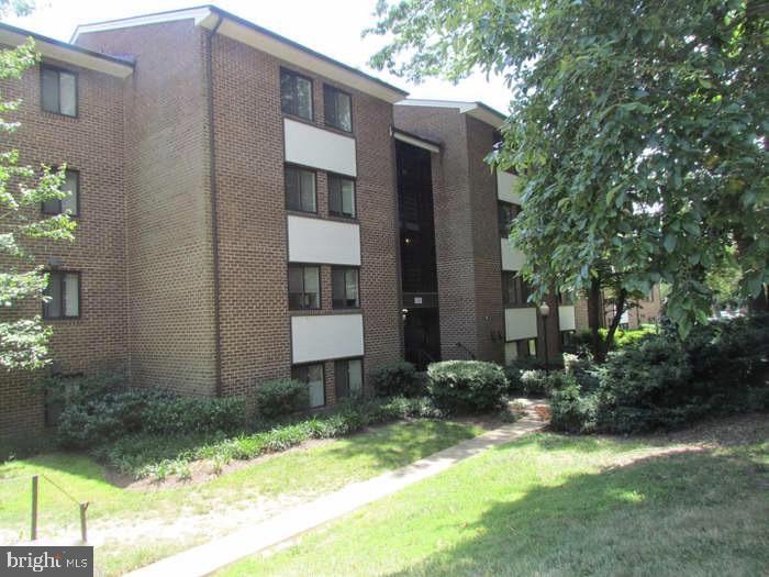 1405 NORTHGATE SQUARE 21C