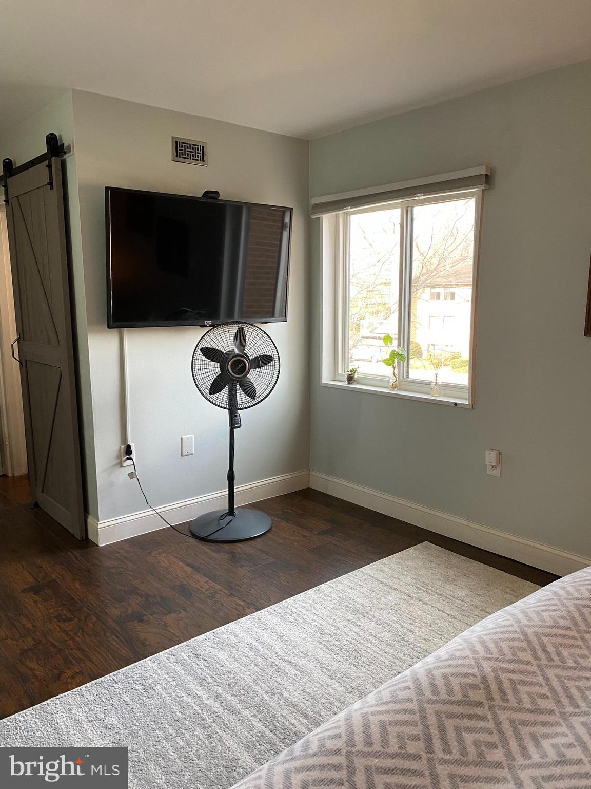 1405 NORTHGATE SQUARE 21C