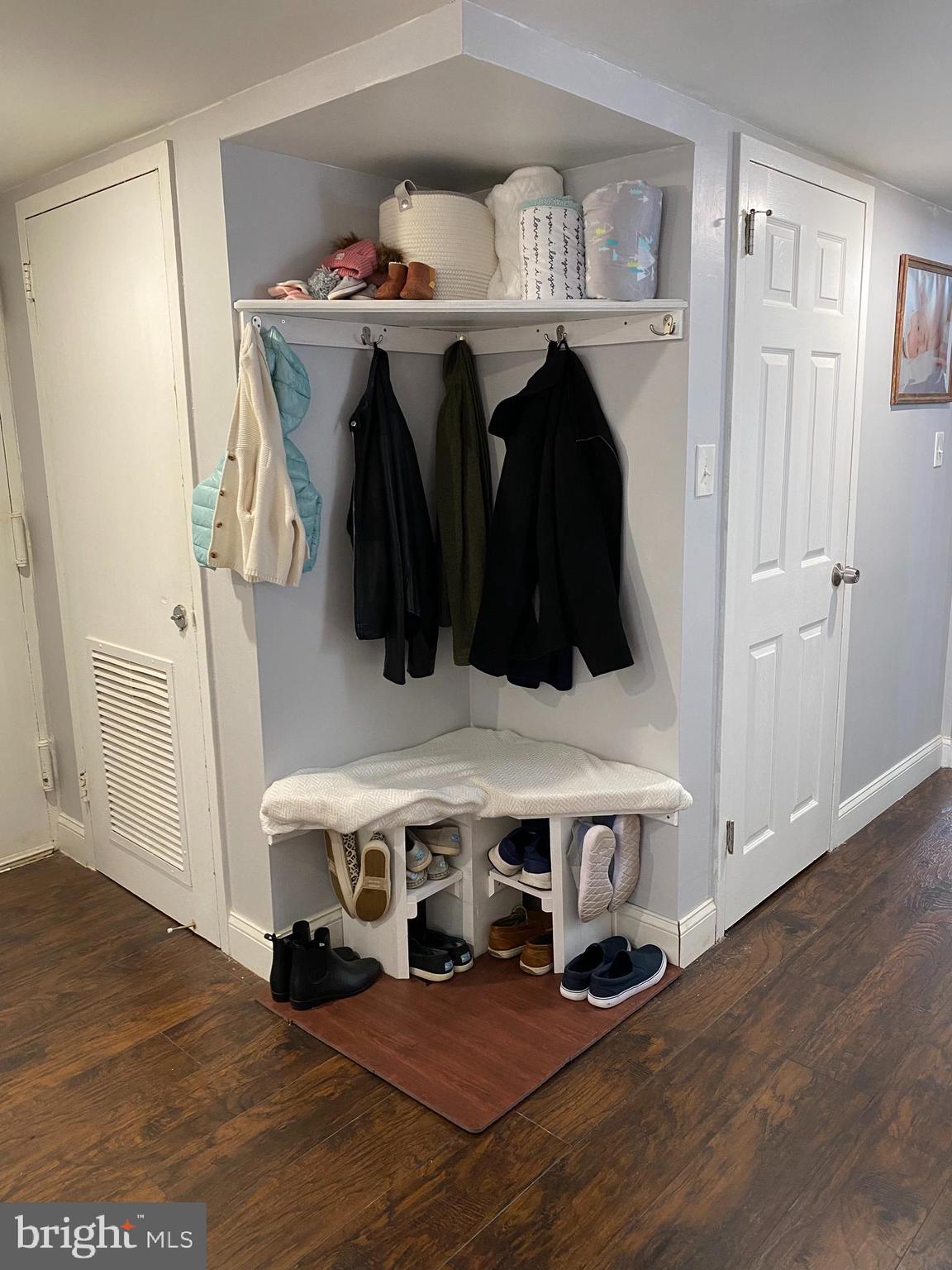 1405 NORTHGATE SQUARE 21C