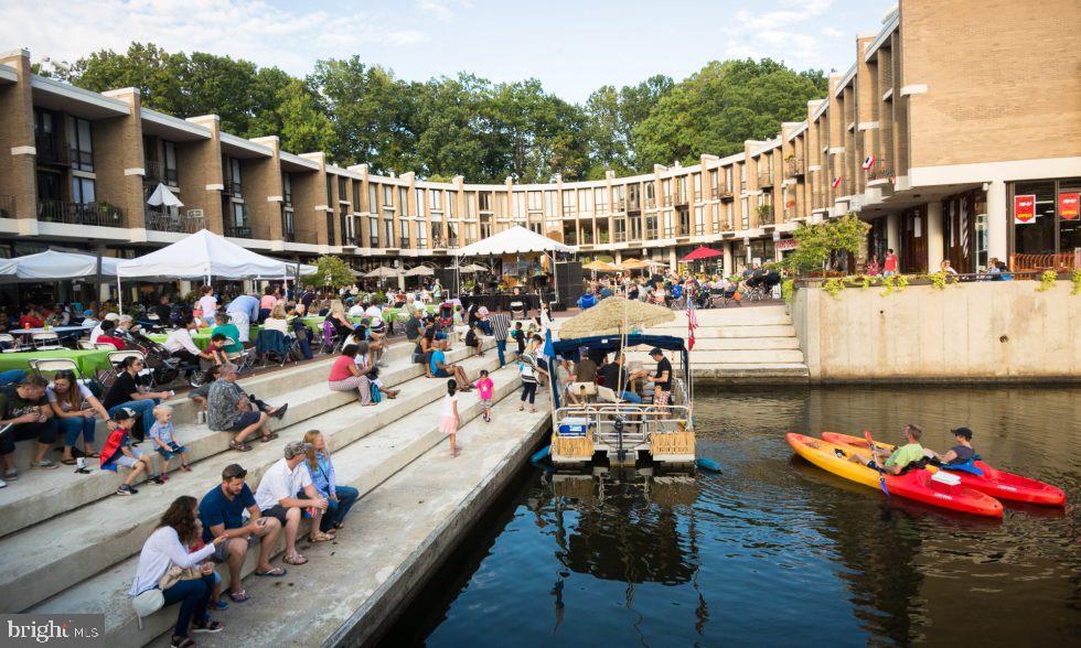 1405 NORTHGATE SQUARE 21C