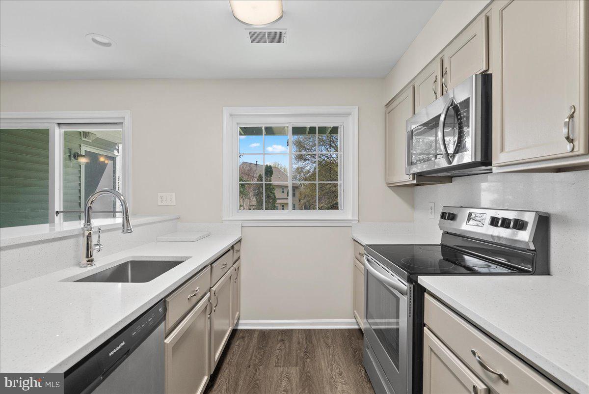 12942 GRAYS POINTE ROAD A 12942A