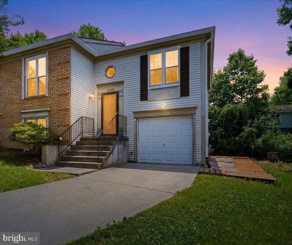 10598 REEDS LANDING CIRCLE