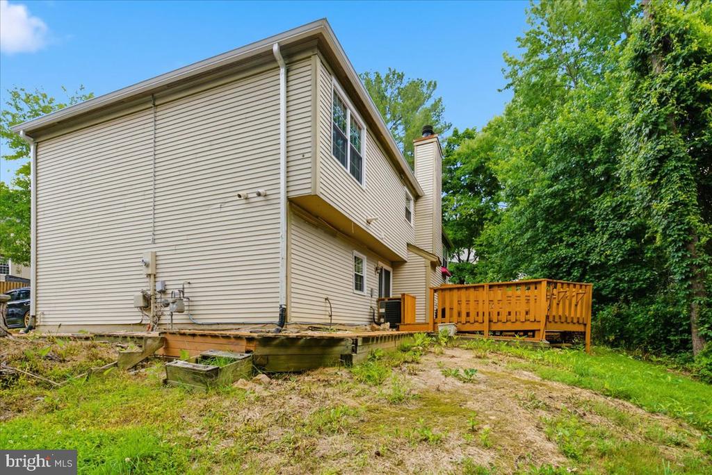 10598 REEDS LANDING CIRCLE