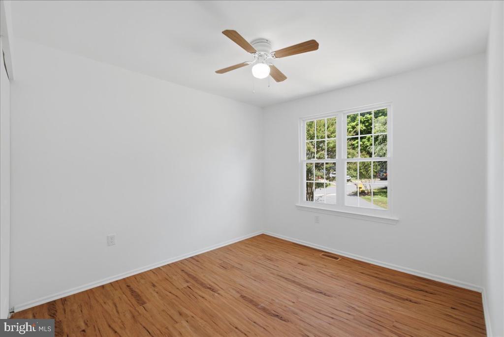10598 REEDS LANDING CIRCLE