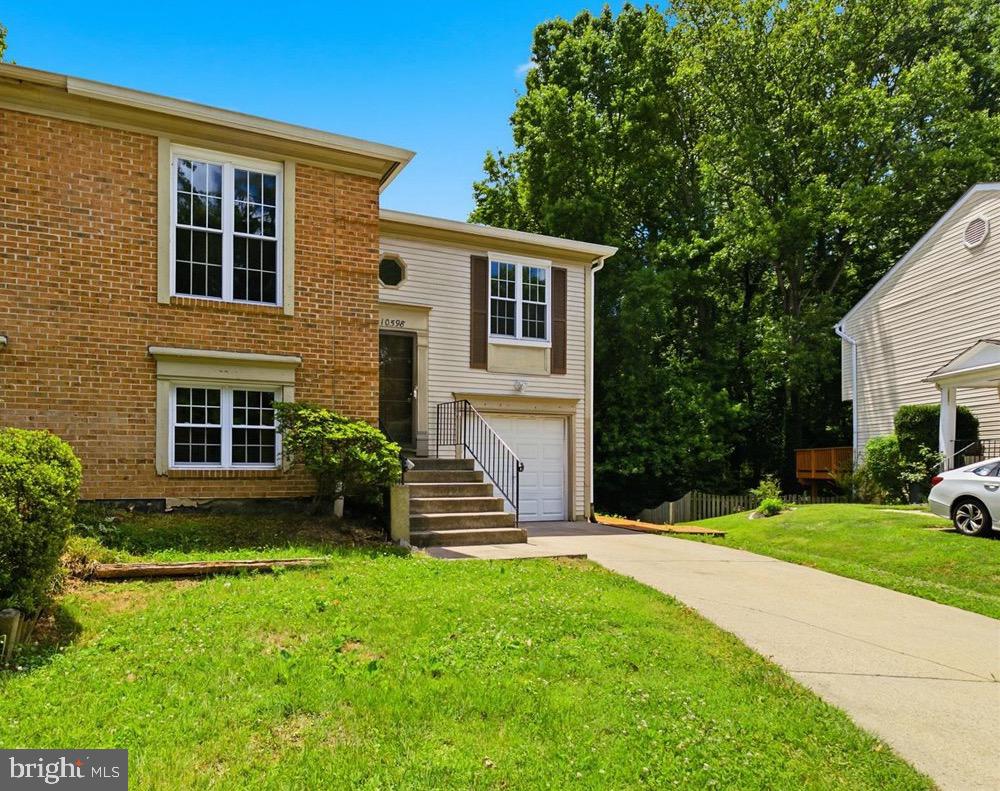 10598 REEDS LANDING CIRCLE