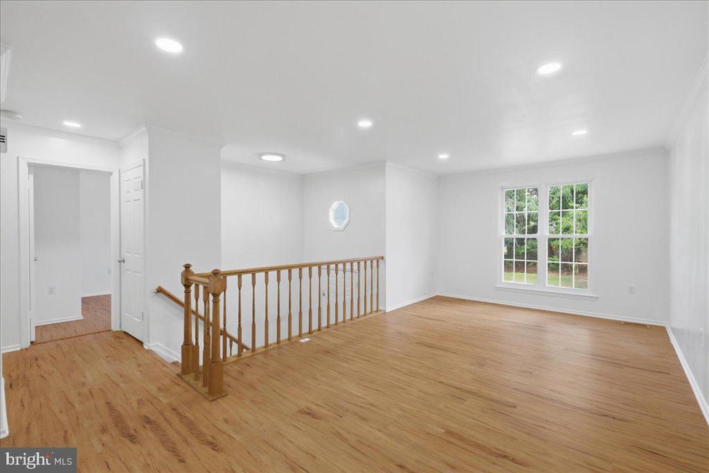10598 REEDS LANDING CIRCLE