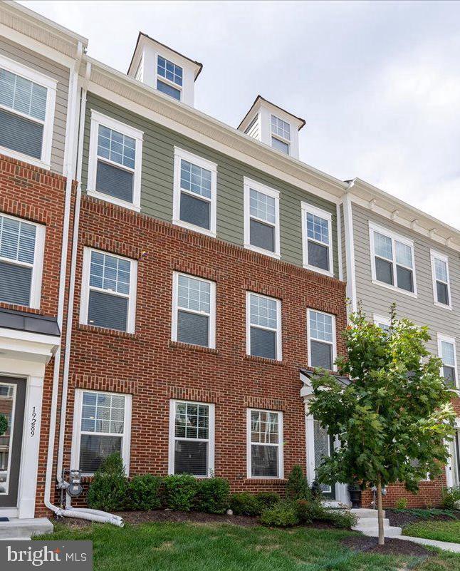 19287 BROOKWATER TERRACE