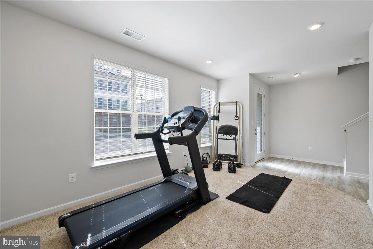 1602 FIELD SPARROW TERRACE NE