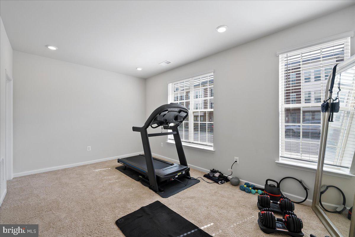 1602 FIELD SPARROW TERRACE NE