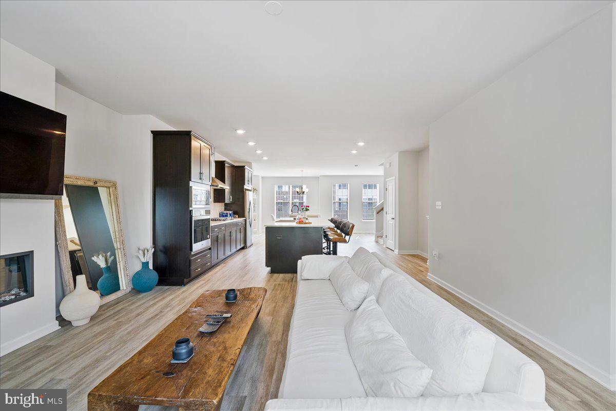 1602 FIELD SPARROW TERRACE NE