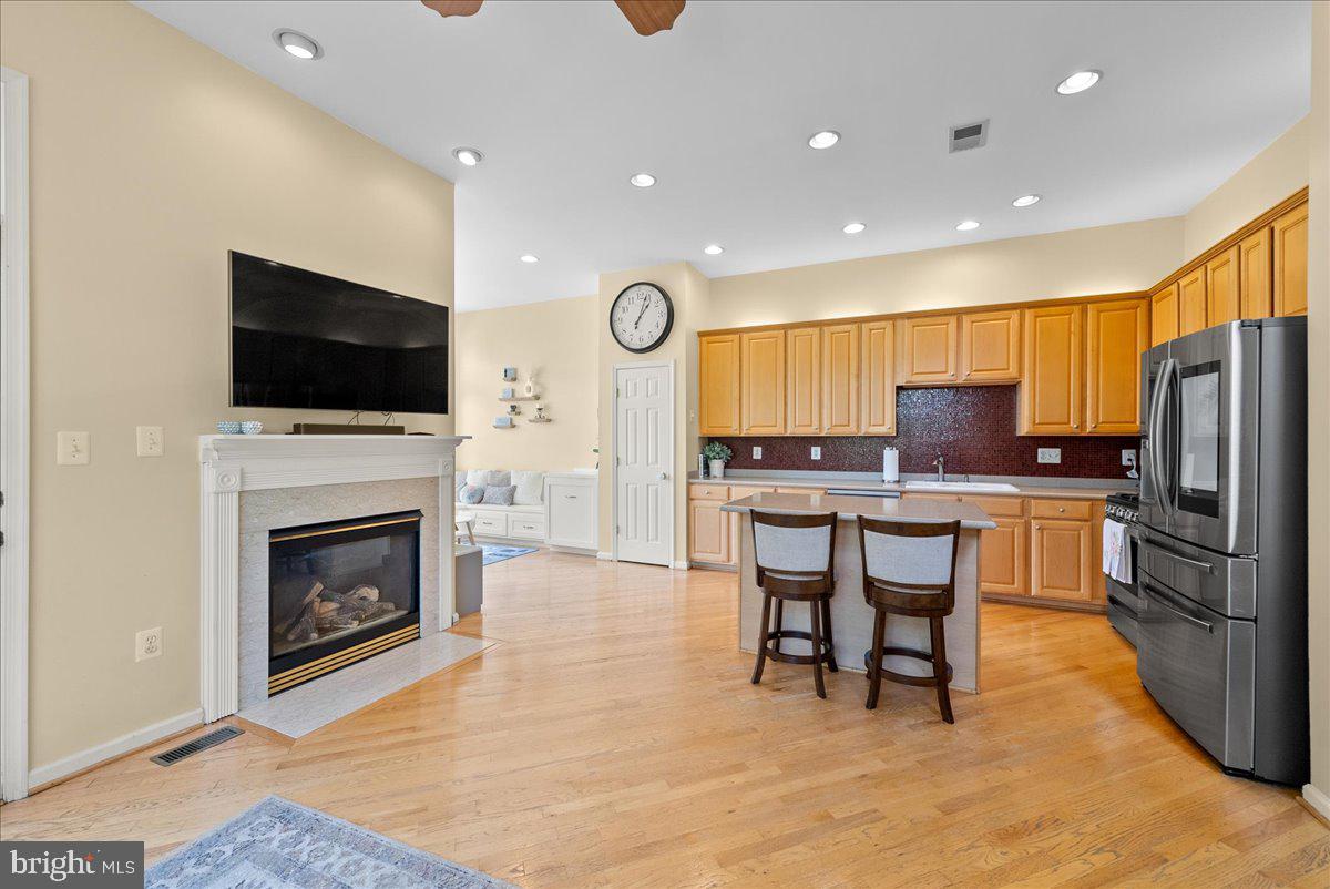 26144 LANDS END DRIVE