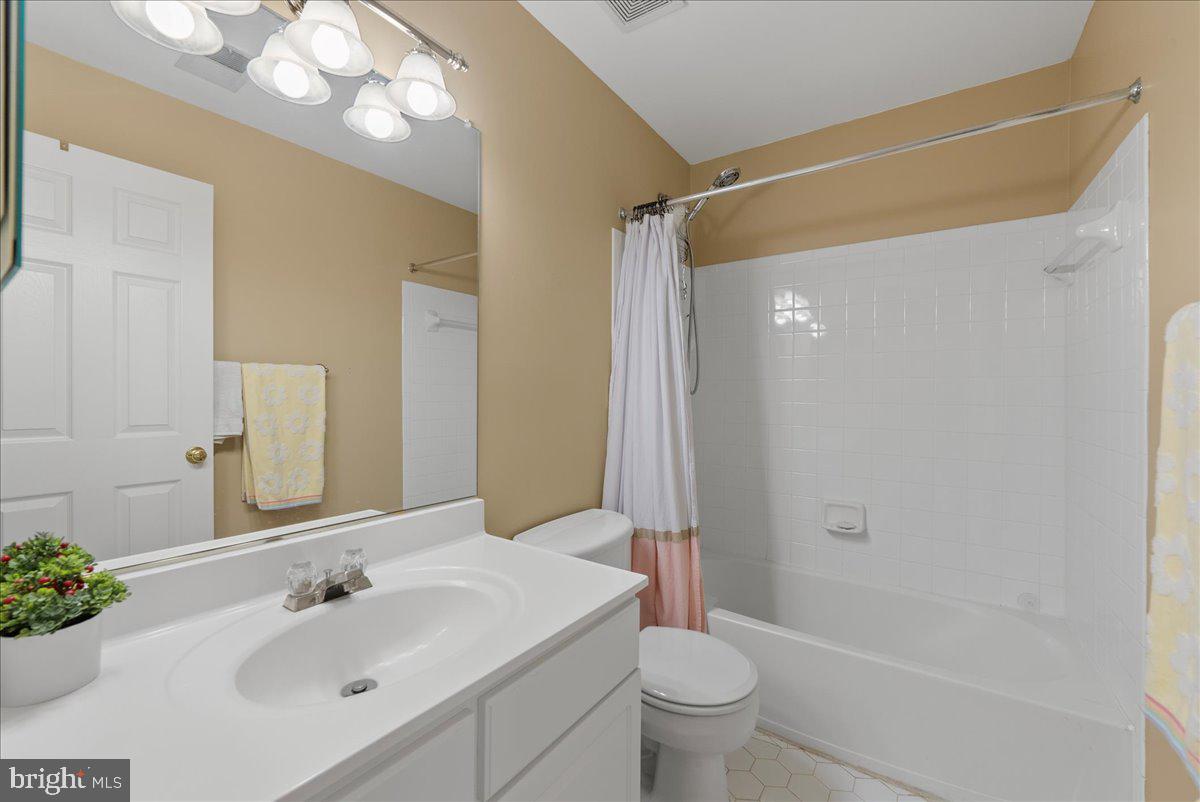 26144 LANDS END DRIVE