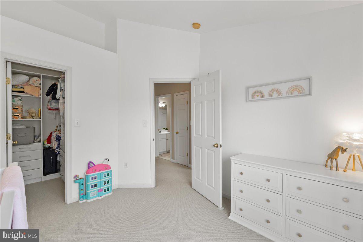 26144 LANDS END DRIVE