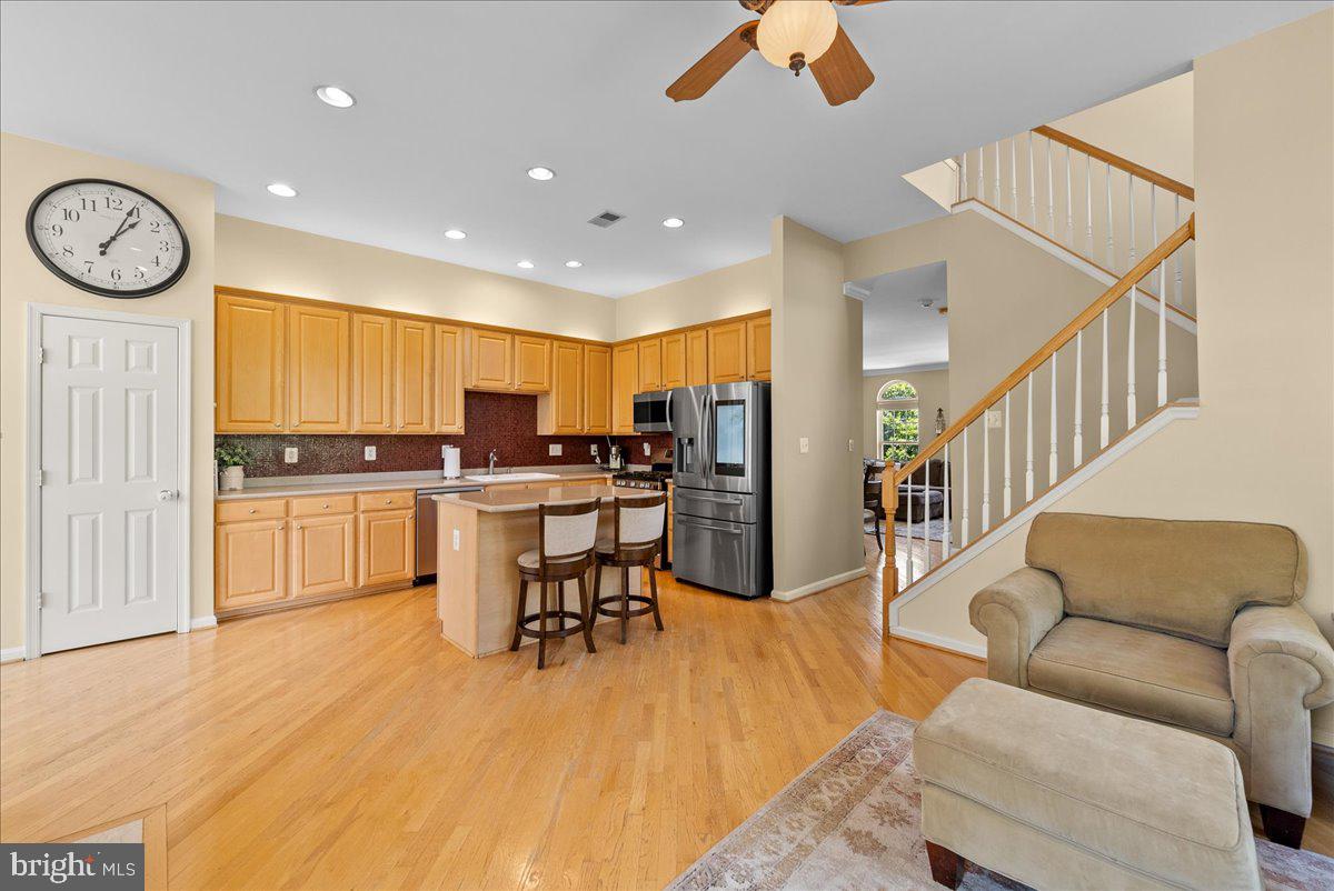 26144 LANDS END DRIVE