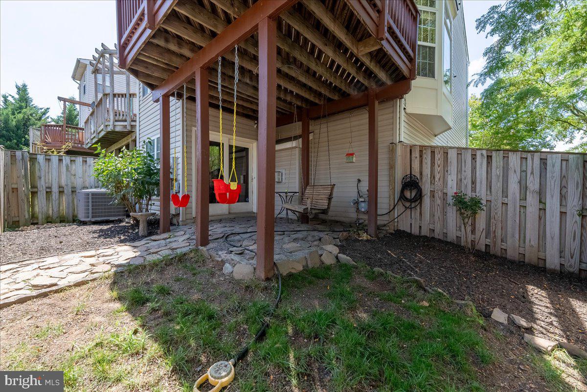 26144 LANDS END DRIVE