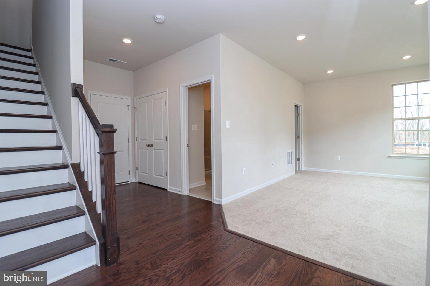 1624 FIELD SPARROW TERRACE NE