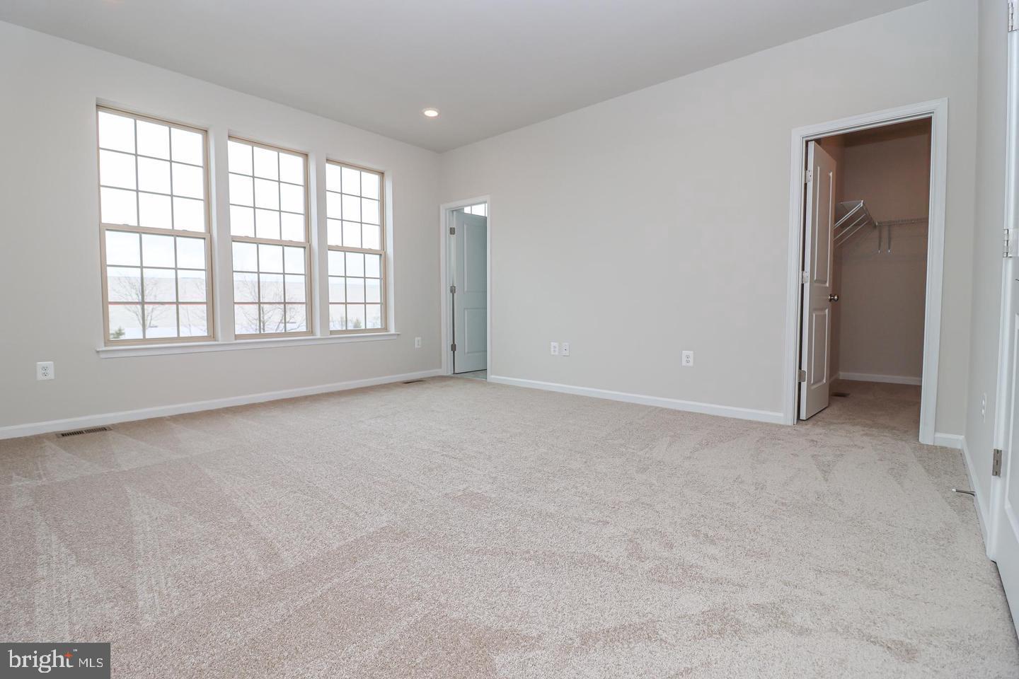 1624 FIELD SPARROW TERRACE NE