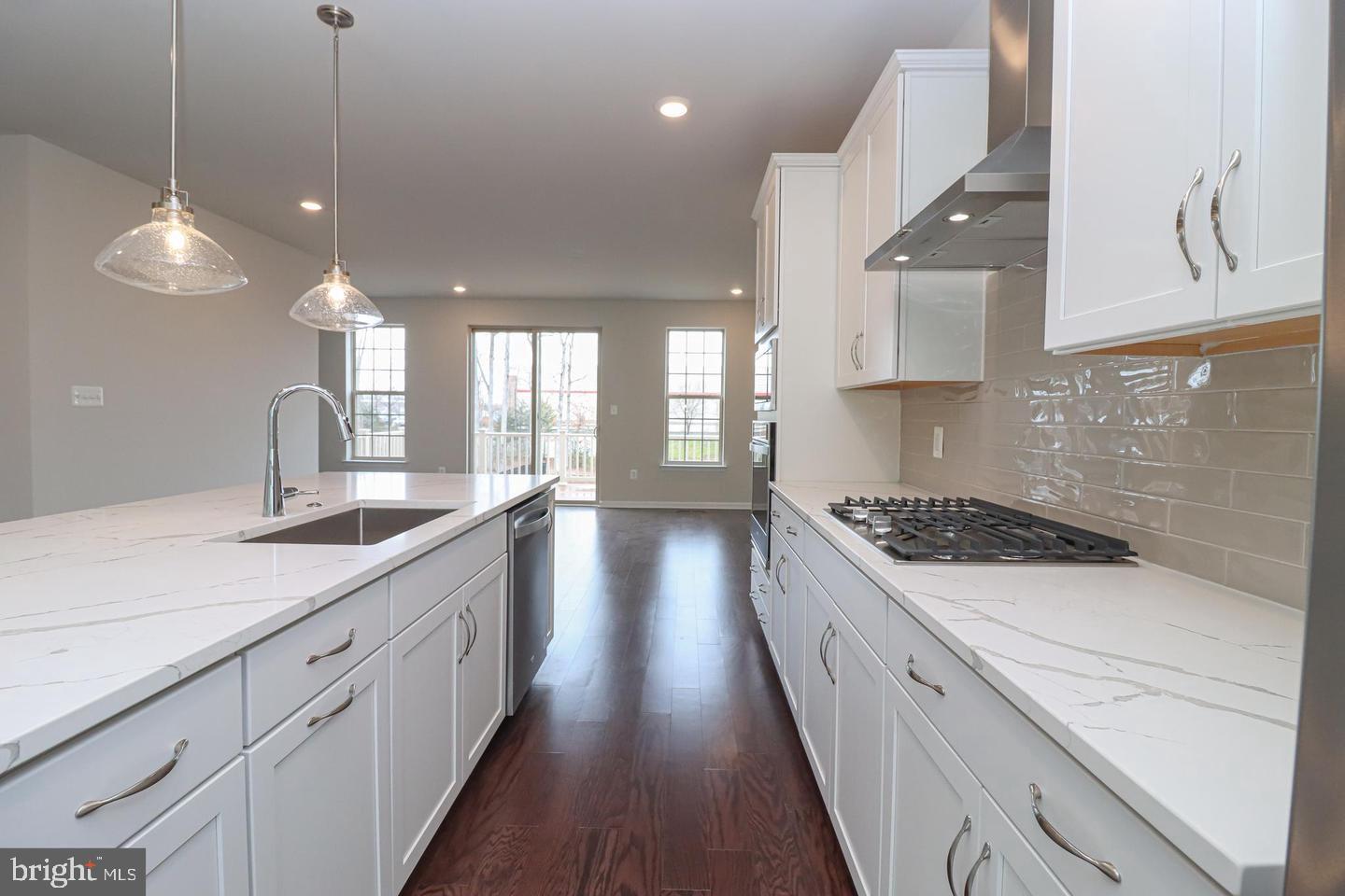 1624 FIELD SPARROW TERRACE NE