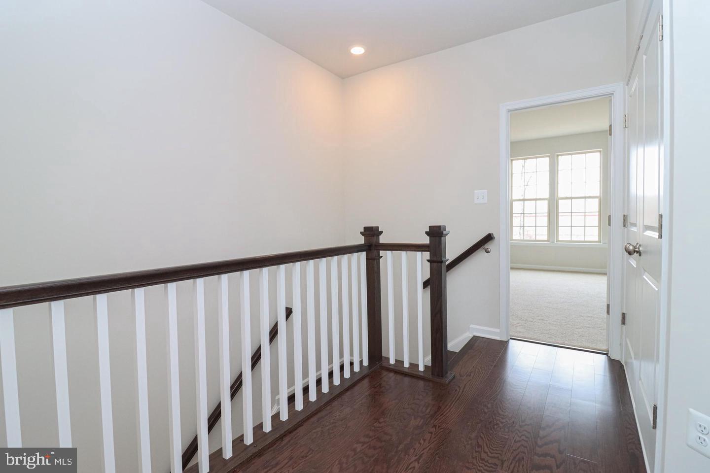 1624 FIELD SPARROW TERRACE NE