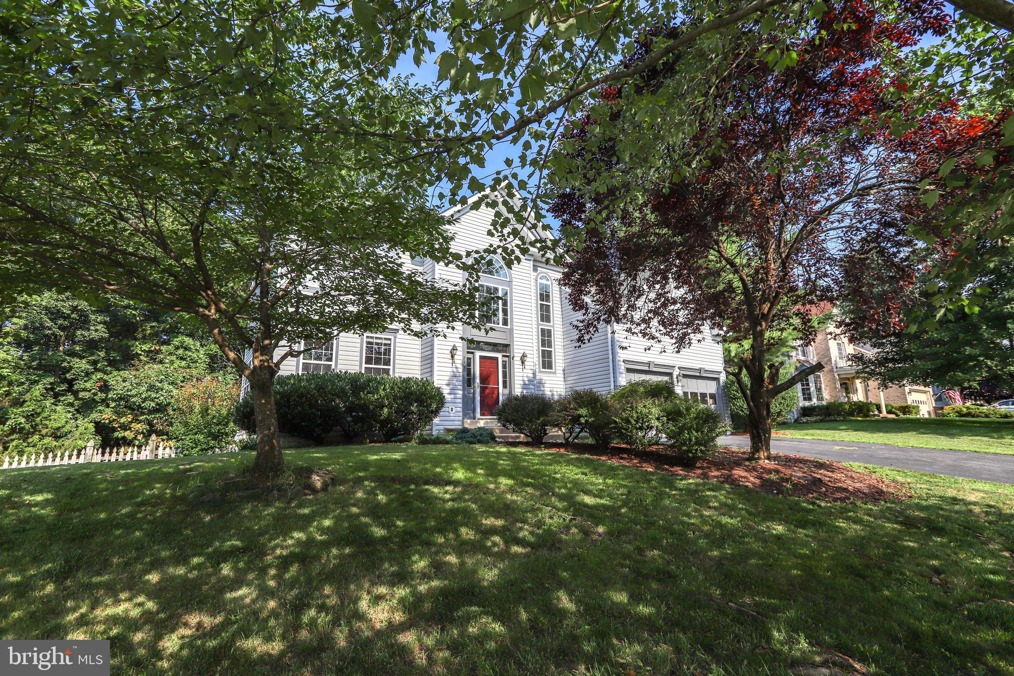 717 GALLOWAY DRIVE SE