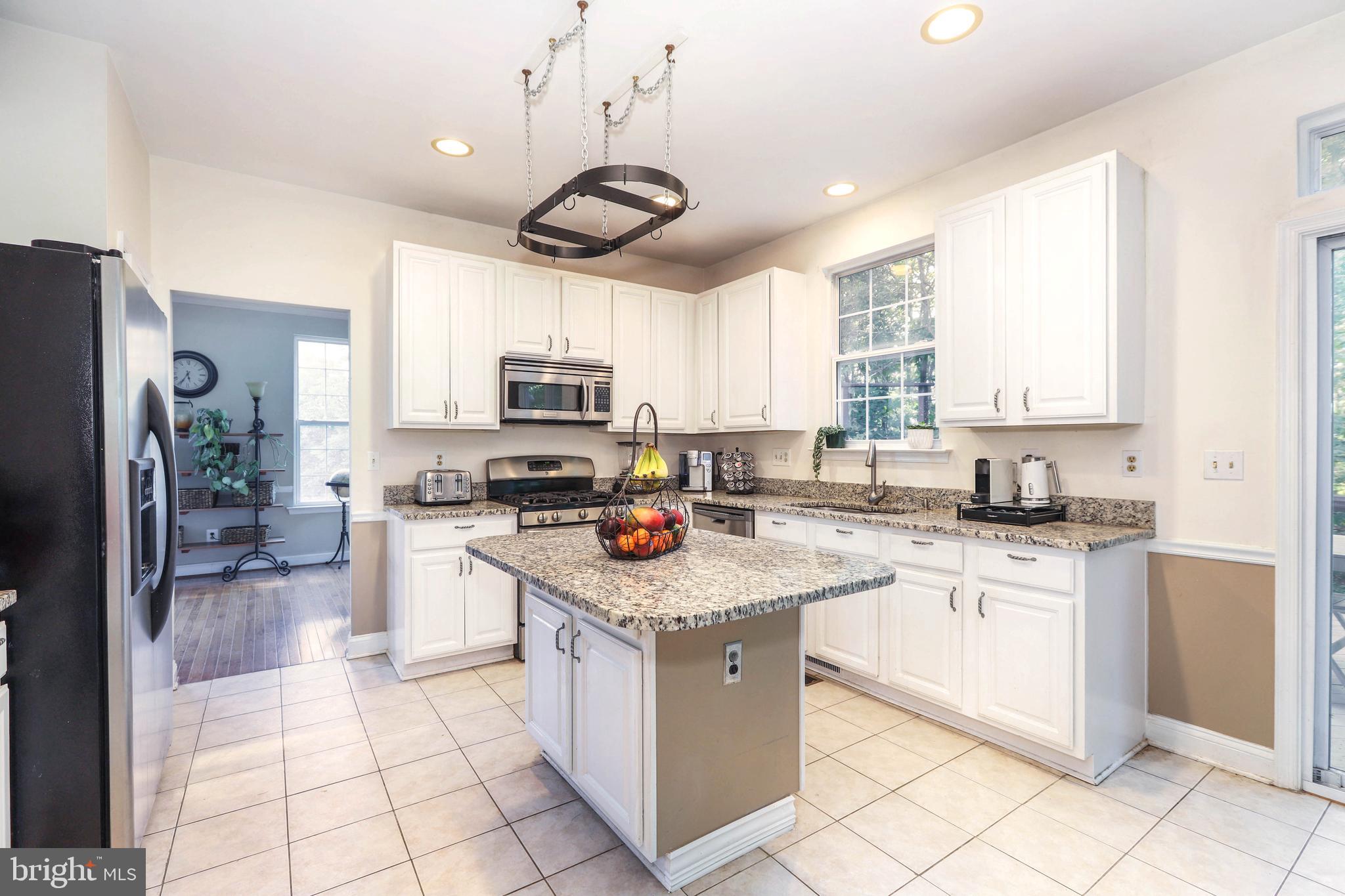 717 GALLOWAY DRIVE SE