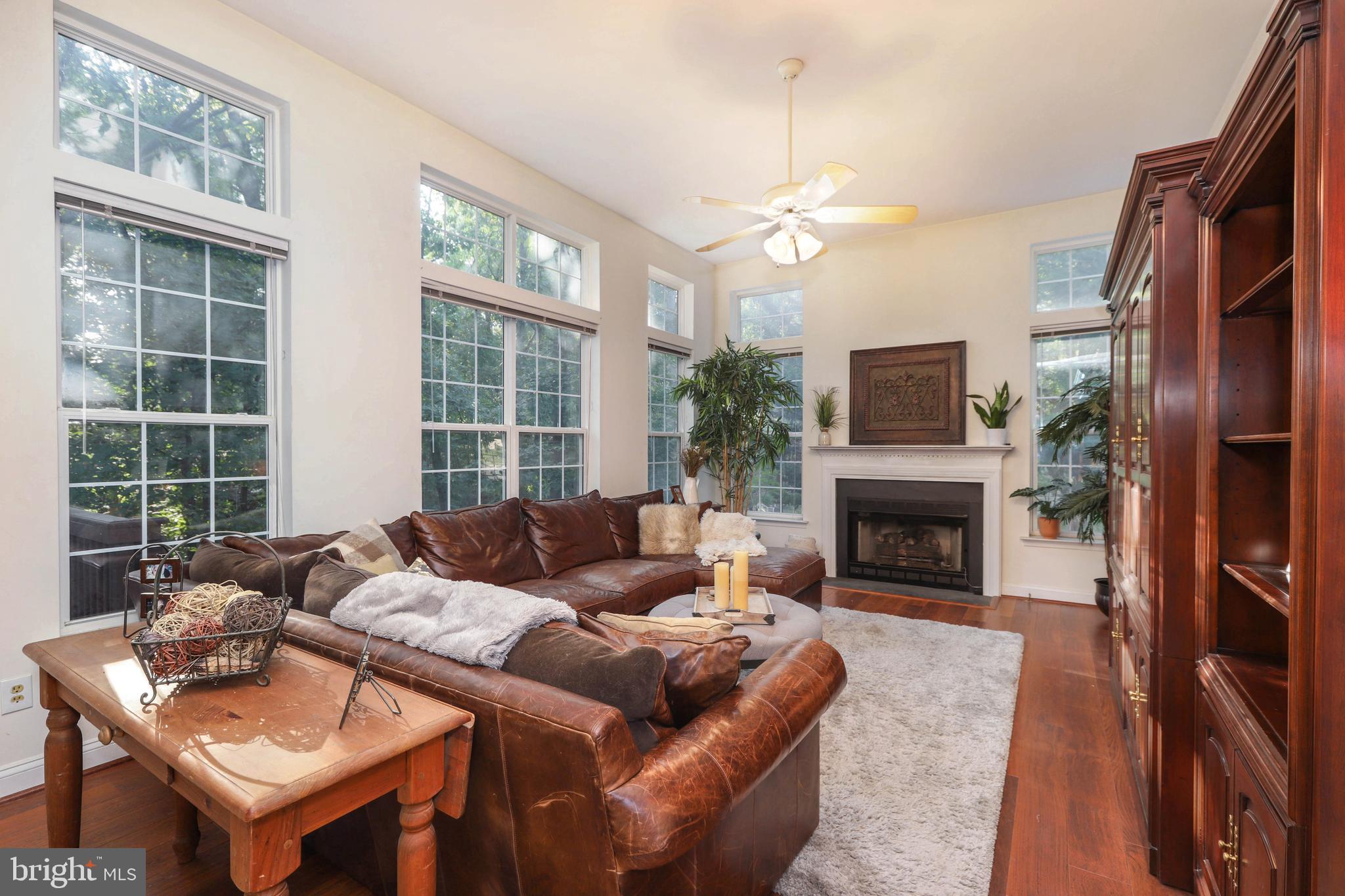 717 GALLOWAY DRIVE SE