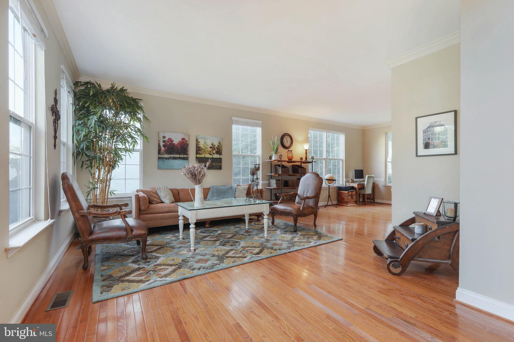 717 GALLOWAY DRIVE SE