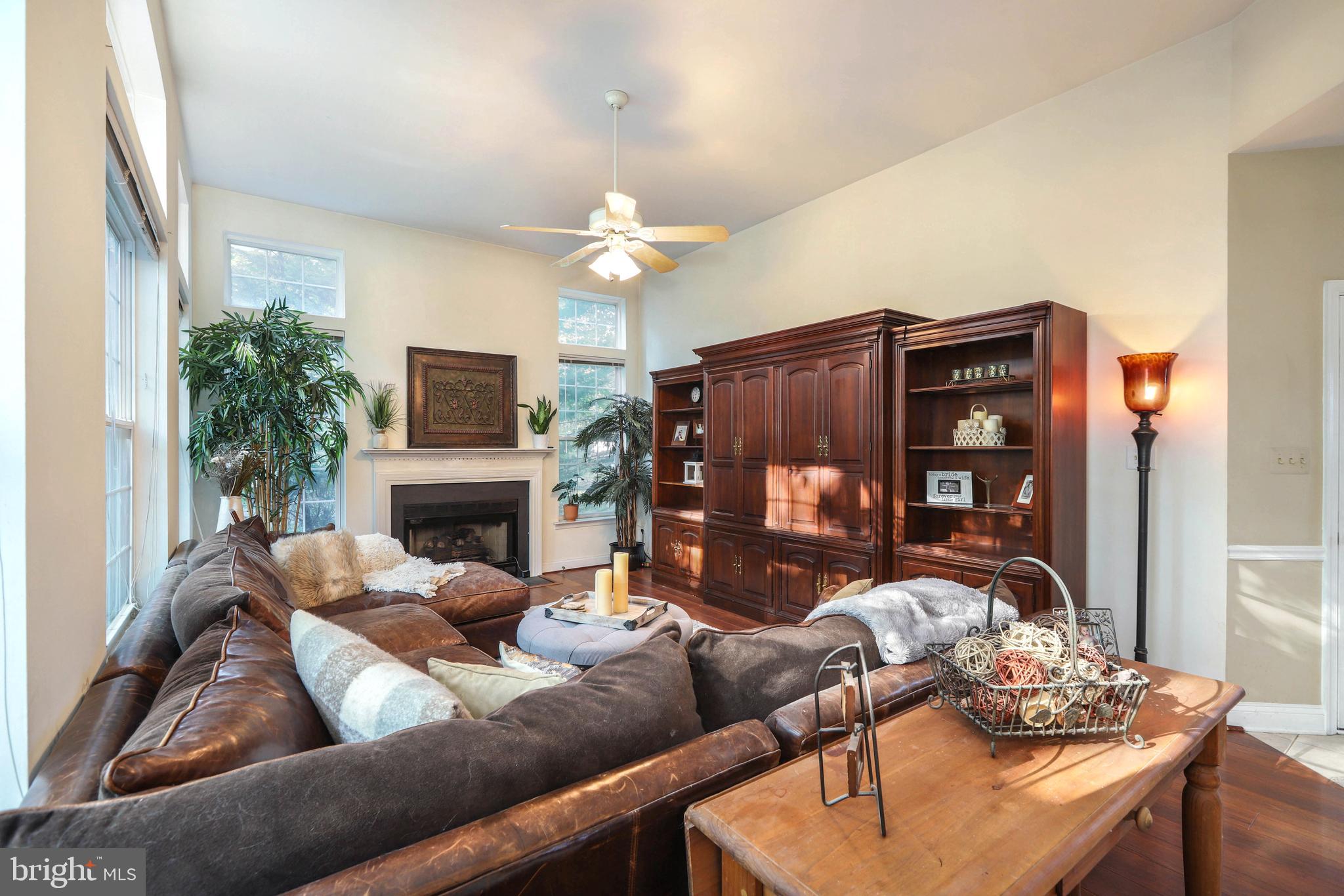 717 GALLOWAY DRIVE SE