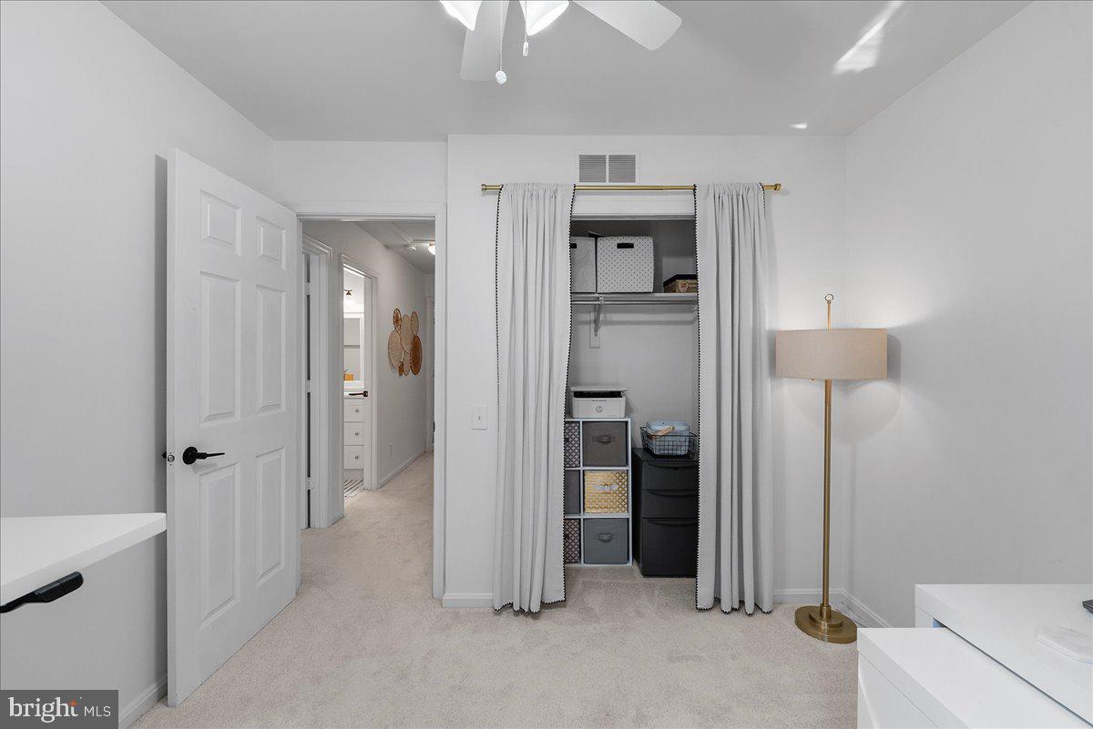 20930 TOBACCO SQUARE