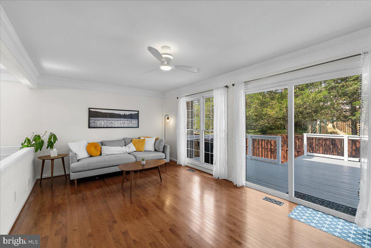 20930 TOBACCO SQUARE