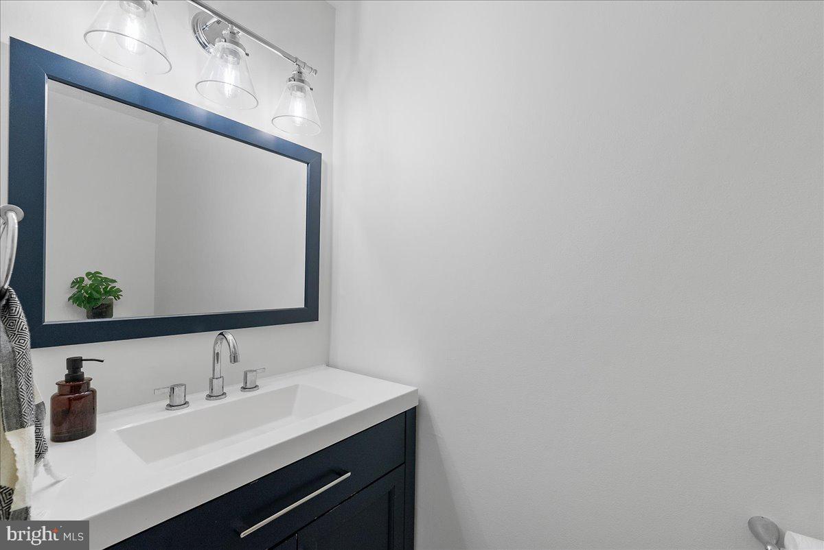 20930 TOBACCO SQUARE