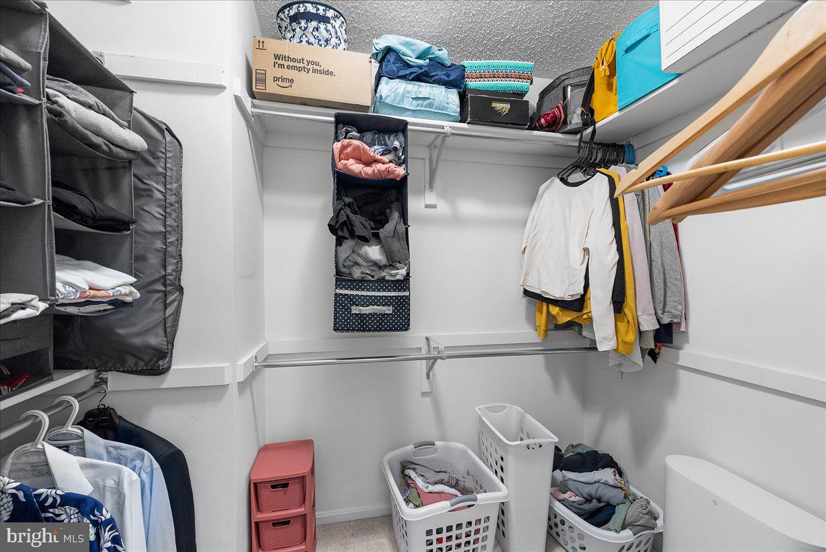 20930 TOBACCO SQUARE