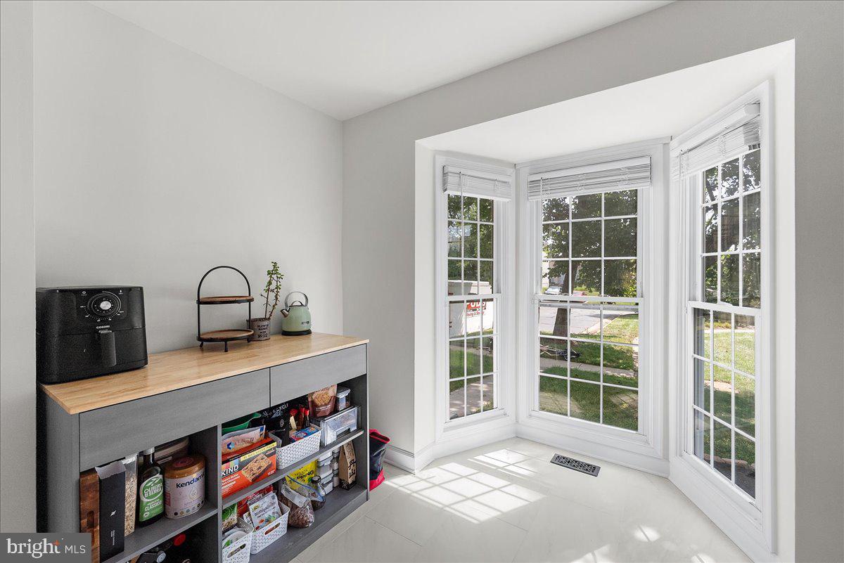 20930 TOBACCO SQUARE