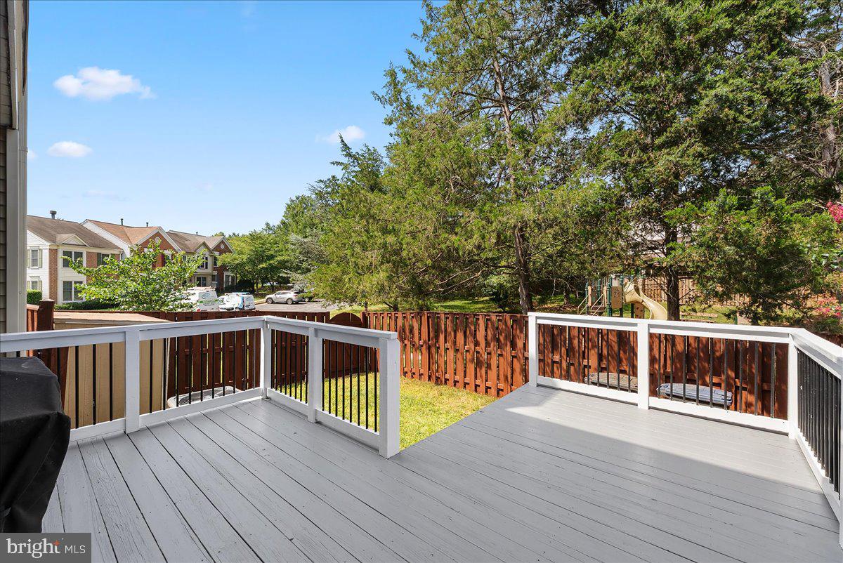 20930 TOBACCO SQUARE